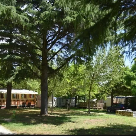 Les Truffieres Saint-Marcel-d'Ardeche